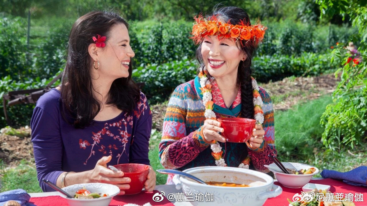 适量运动强健身体，讲究清洁卫生，早点休息别熬夜，听瑜伽语音放松释压...