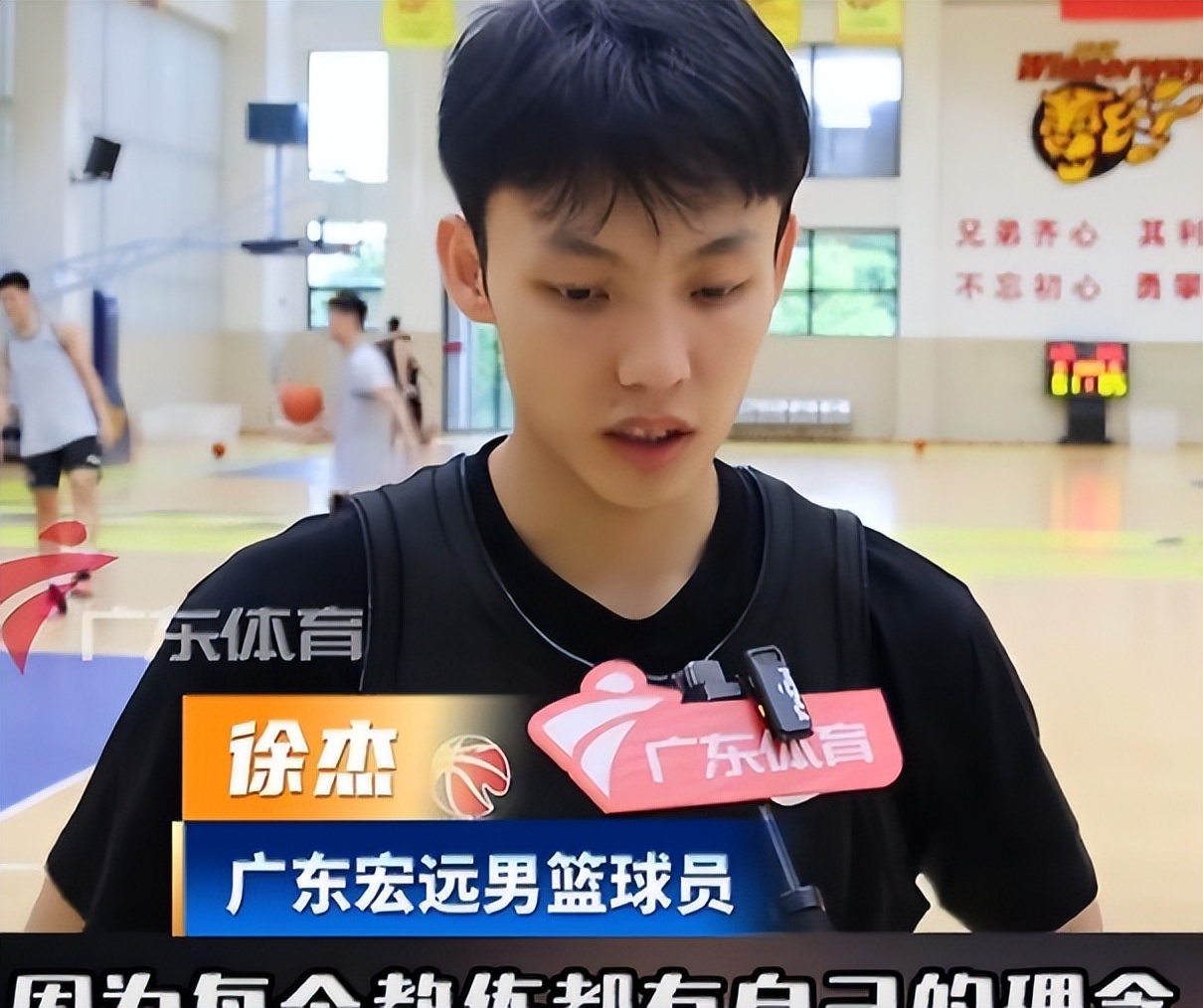 宏远速递！新主帅盛赞杜锋，坦言外援急不得，杨腾飞首次采访坦言