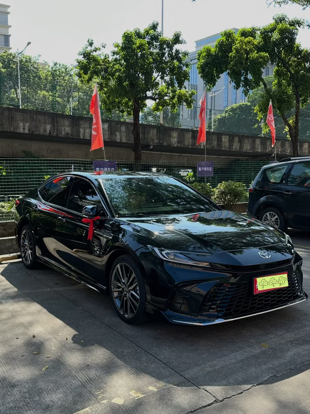 买车就选省心不闹心的👋付3W也能冲的凯美瑞