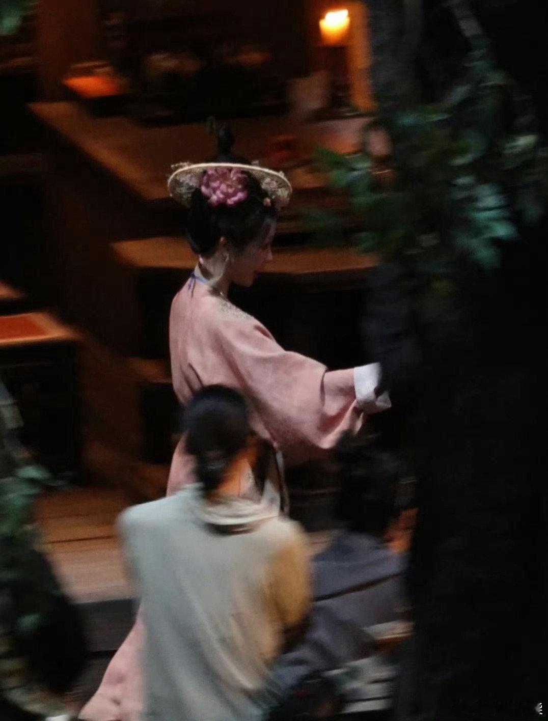 学功夫练武术，师父教我下山路。今晚这套妆造拍一个 ​