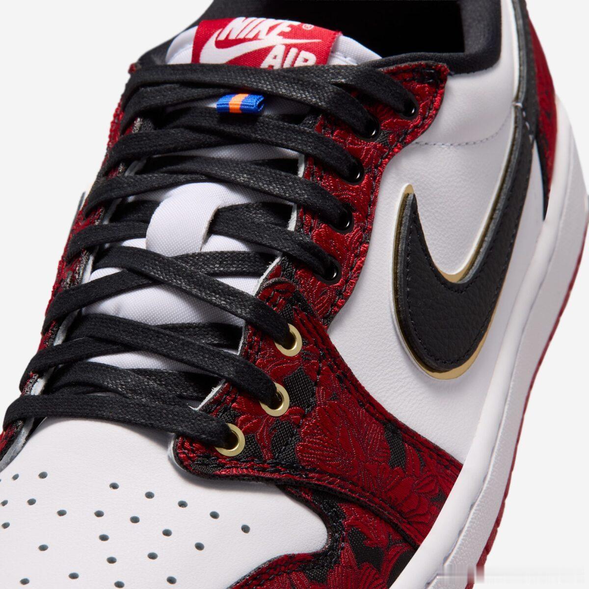 Air Jordan 1 Low OG「Last Dance At The Garden」

1998年3月8日，Michael Jordan 在芝加哥的最后一个赛季创造了另一个令人难忘的时刻，当时他穿着 Air Jordan 1 Chicago ，在麦迪逊广场花园对阵尼克斯队的比赛中拿下 42 分。这双 AJ1 Low 的灵感正是源于此，预计将于9月26日发售 ！

 - © NK  ​