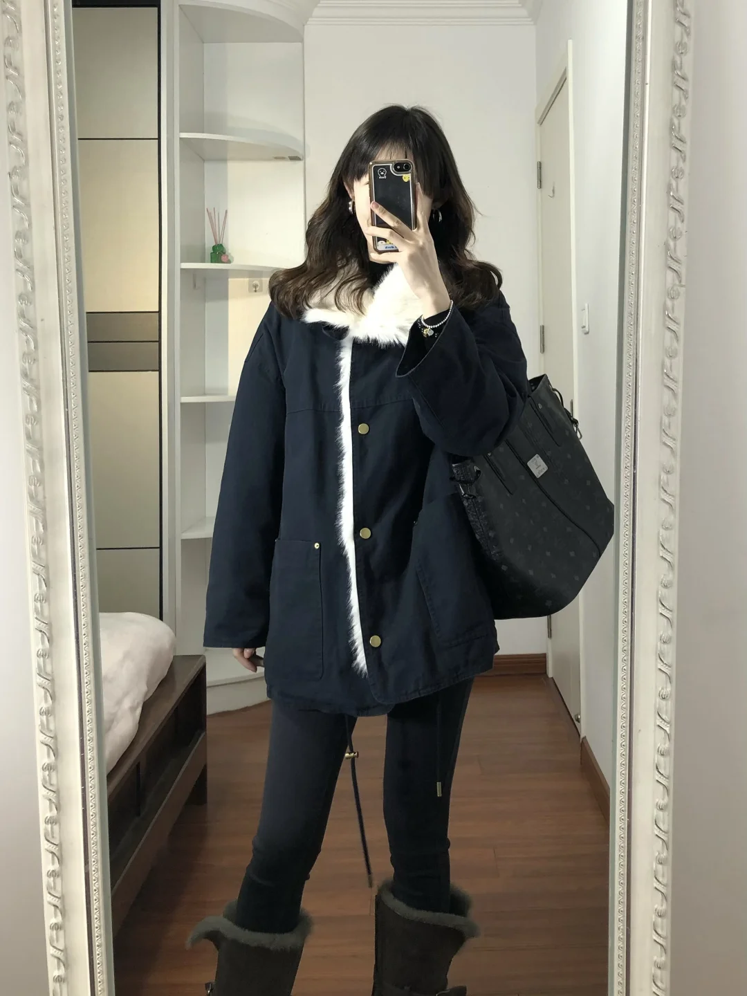 今年第一件深蓝外套