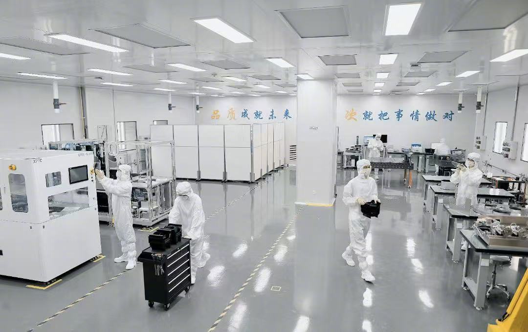 这段时间，宁波芯丰精密科技有限公司总经理万先进辗转上海、无锡等地，密集...