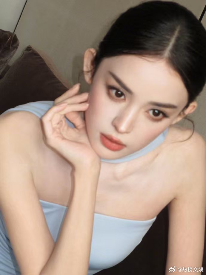 #娜扎这张脸拿什么输#精致五官衬得整个人温柔又耀眼 #娜扎你有这张脸拿什么输# ​