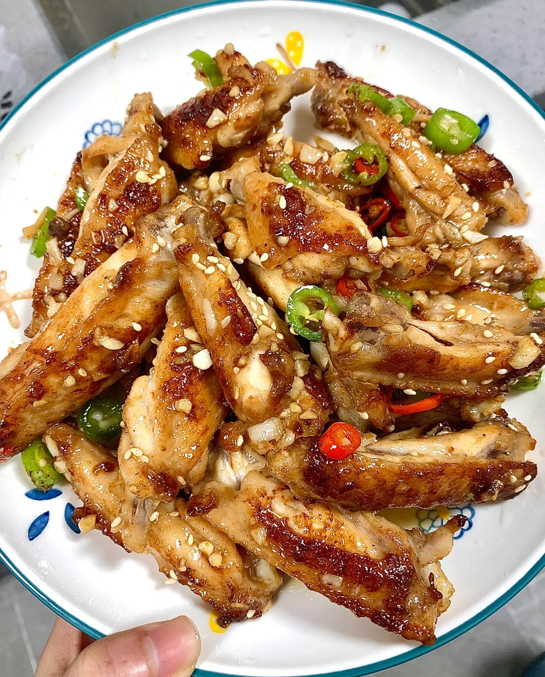 好吃到满地打滚的蒜香鸡翅‼️大人小孩都爱吃