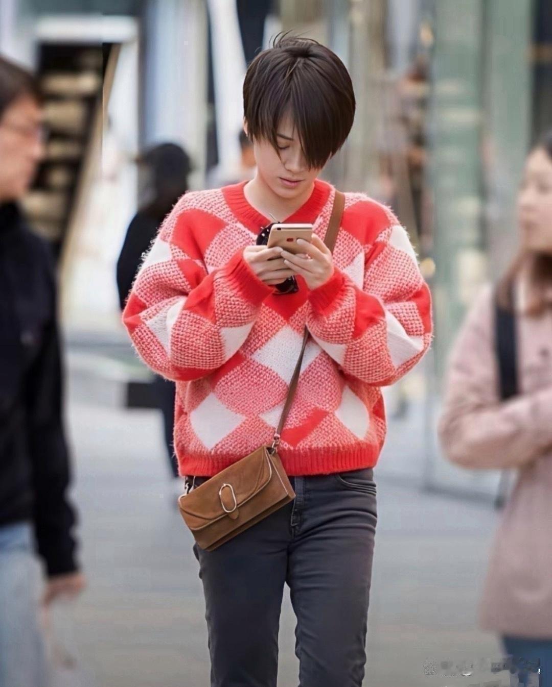 马思纯这个发型真好看，我都心动了 ​