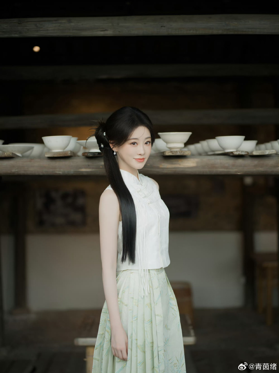 #祝绪丹[超话]#  zxd#祝绪丹# zxd#祝绪丹慕瑶# 

世界给你多少偏见，我就给你多少偏爱。
I will give you as many preferences as the world gives you.

​