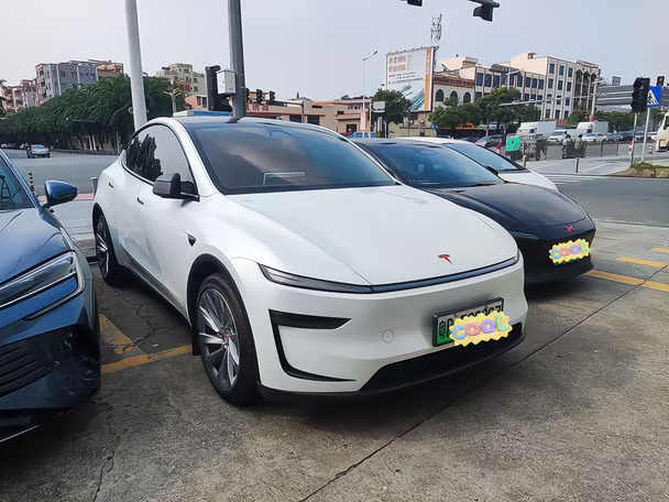 个人出～25款ModeL Y 长续航全轮首发版