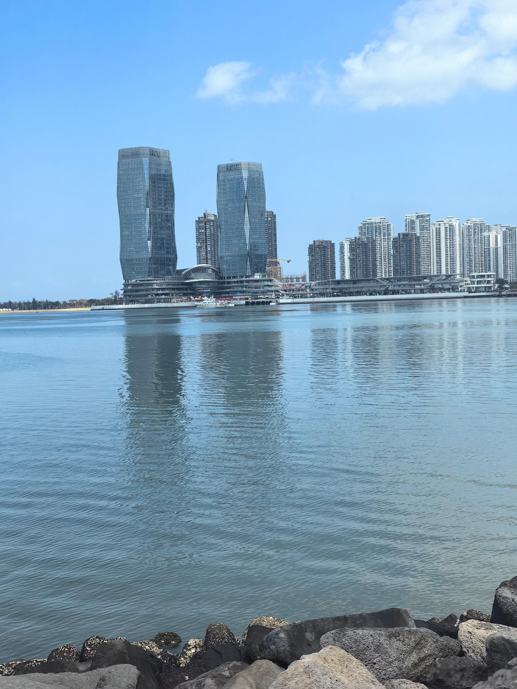 海口西海岸晚滩即景                 郑保国      ...