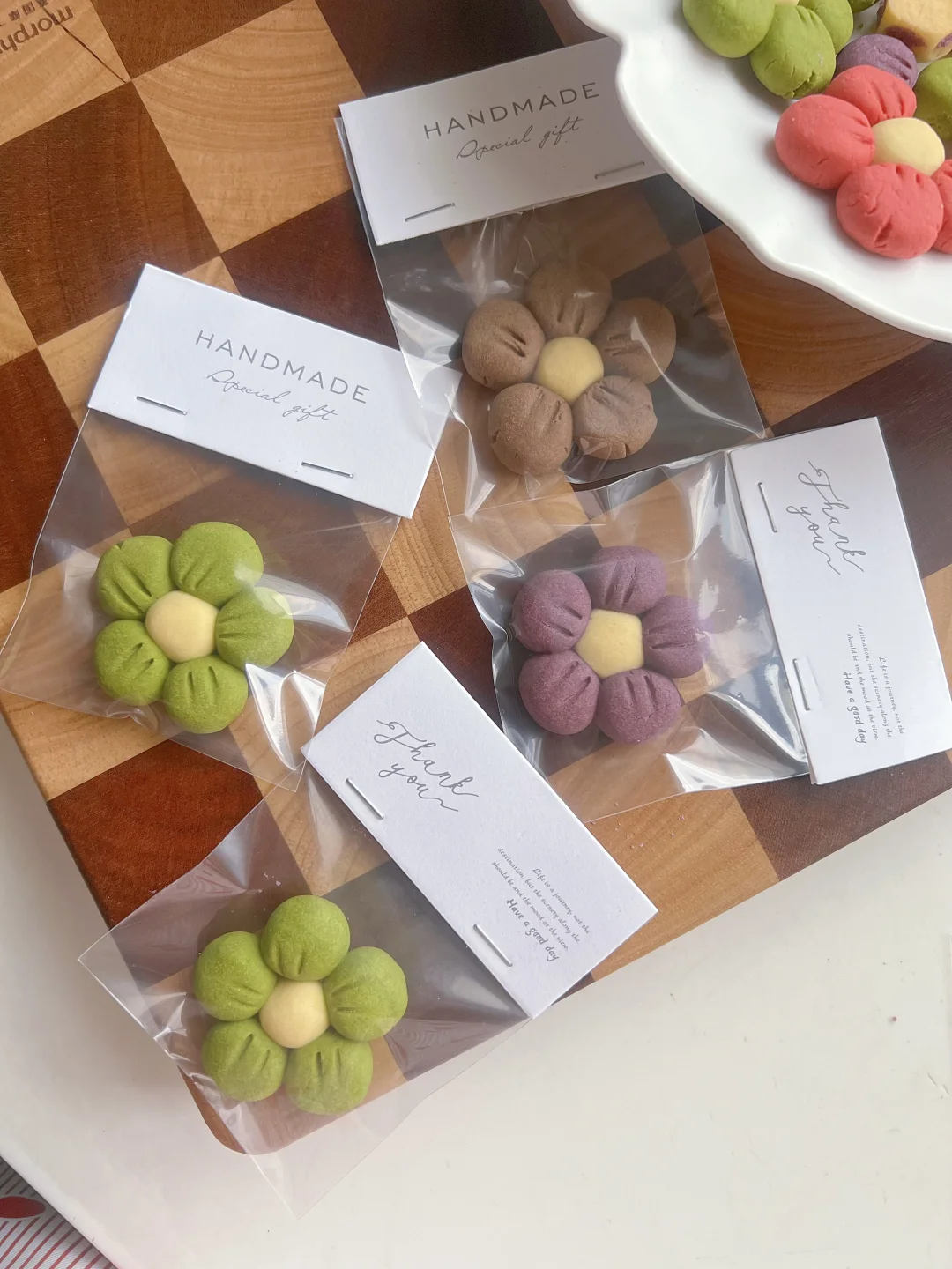 小花朵饼干来咯！超级可爱！！送你一朵小花花