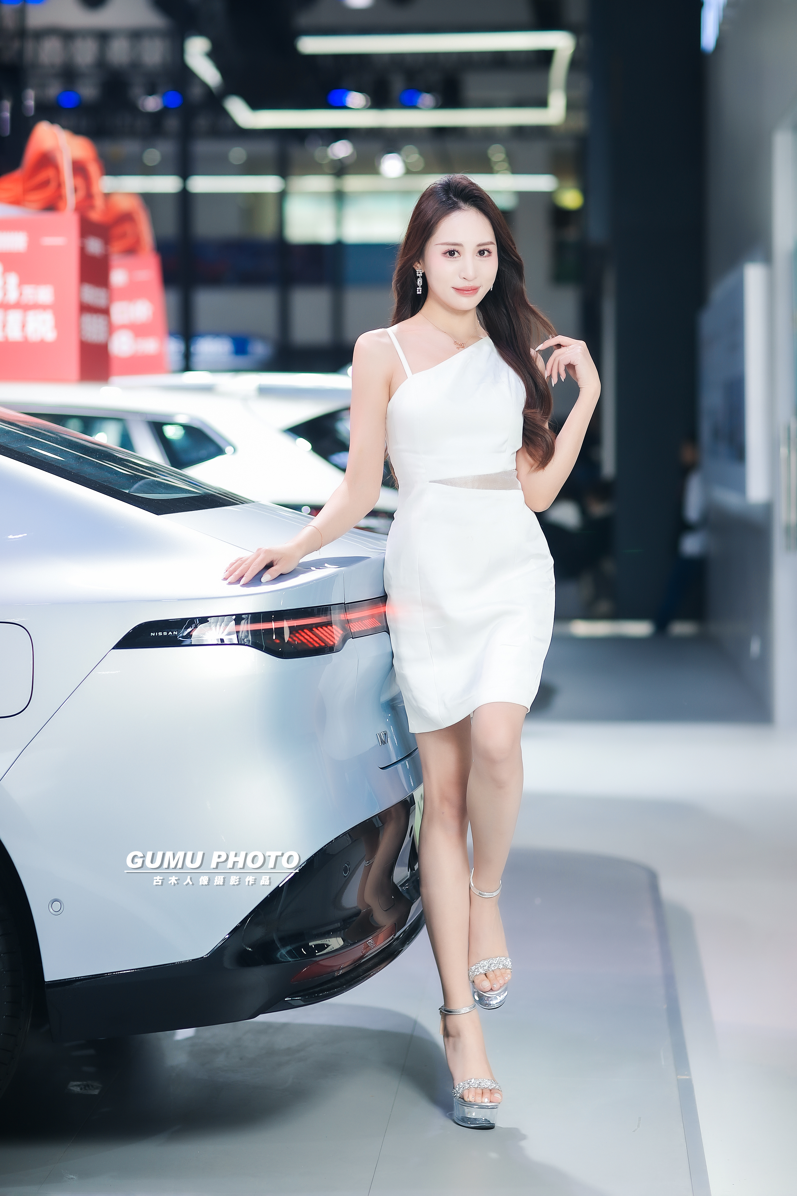 2025贵阳汽车文化节东风日产展台模特小姐姐