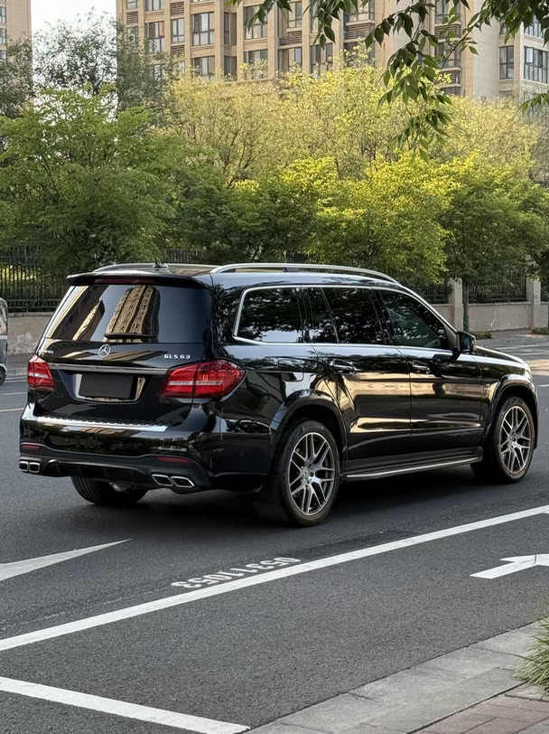 德国女孩 奔驰GLS63AMG 一手实表