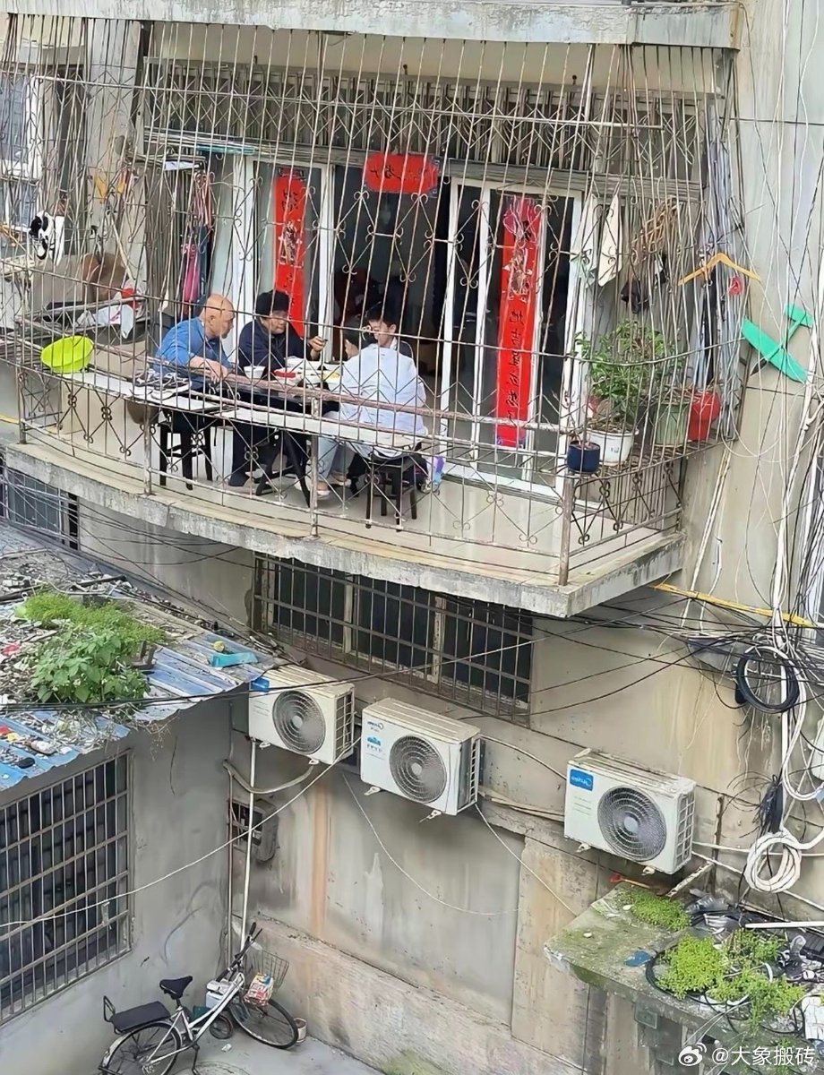 有没有懂建筑的同志说一下，这样安不安全？ ​​​