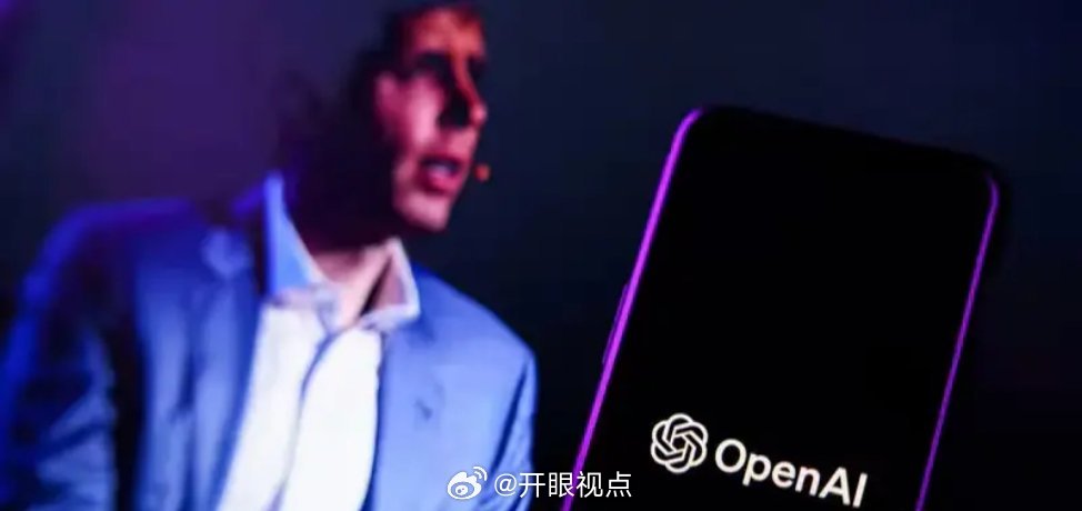 我最大的直观感受是：AI 的战火，终于从虚拟的服务器彻底转向了真实的物理世界。  
物理世界是下一个数据金矿。
OpenAI 这次造机器人，不仅仅是为了卖硬件，本质上是为了打造物理世界数据收集器。
早在2020年，OpenAI 曾解散过一支早期的机器人团队，当时的痛点就是缺乏足够的训练数据来跨越仿真到现实 ​