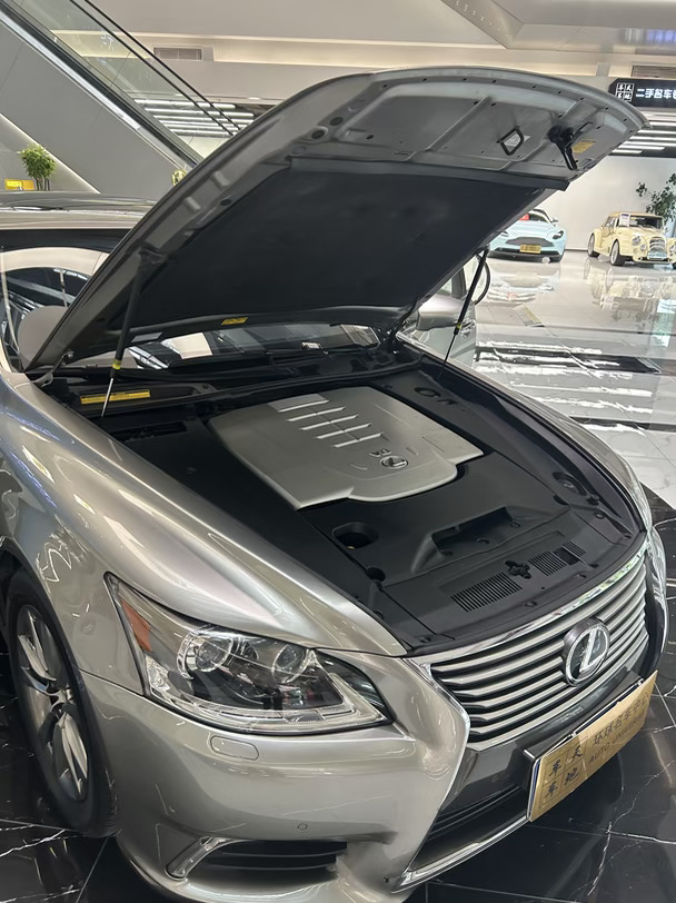 （V8它来了）雷克萨斯LS-460