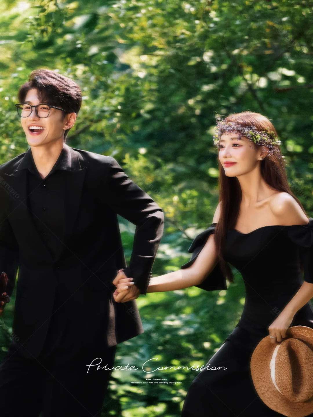 美哭🌿一眼狠狠戳中的森系黑纱草坪婚纱照