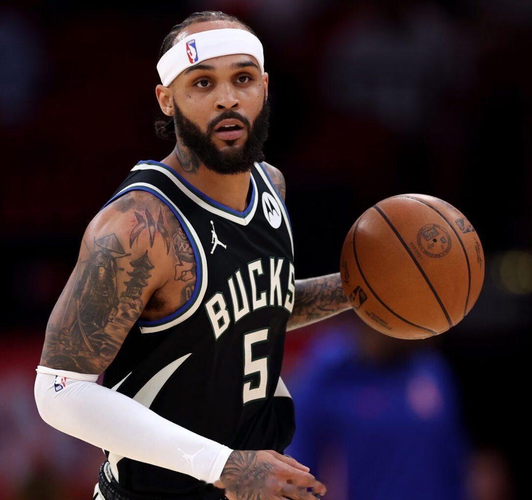Shams：据联盟发言人透露，NBA正在调查密尔沃基雄鹿队与自由球员加...