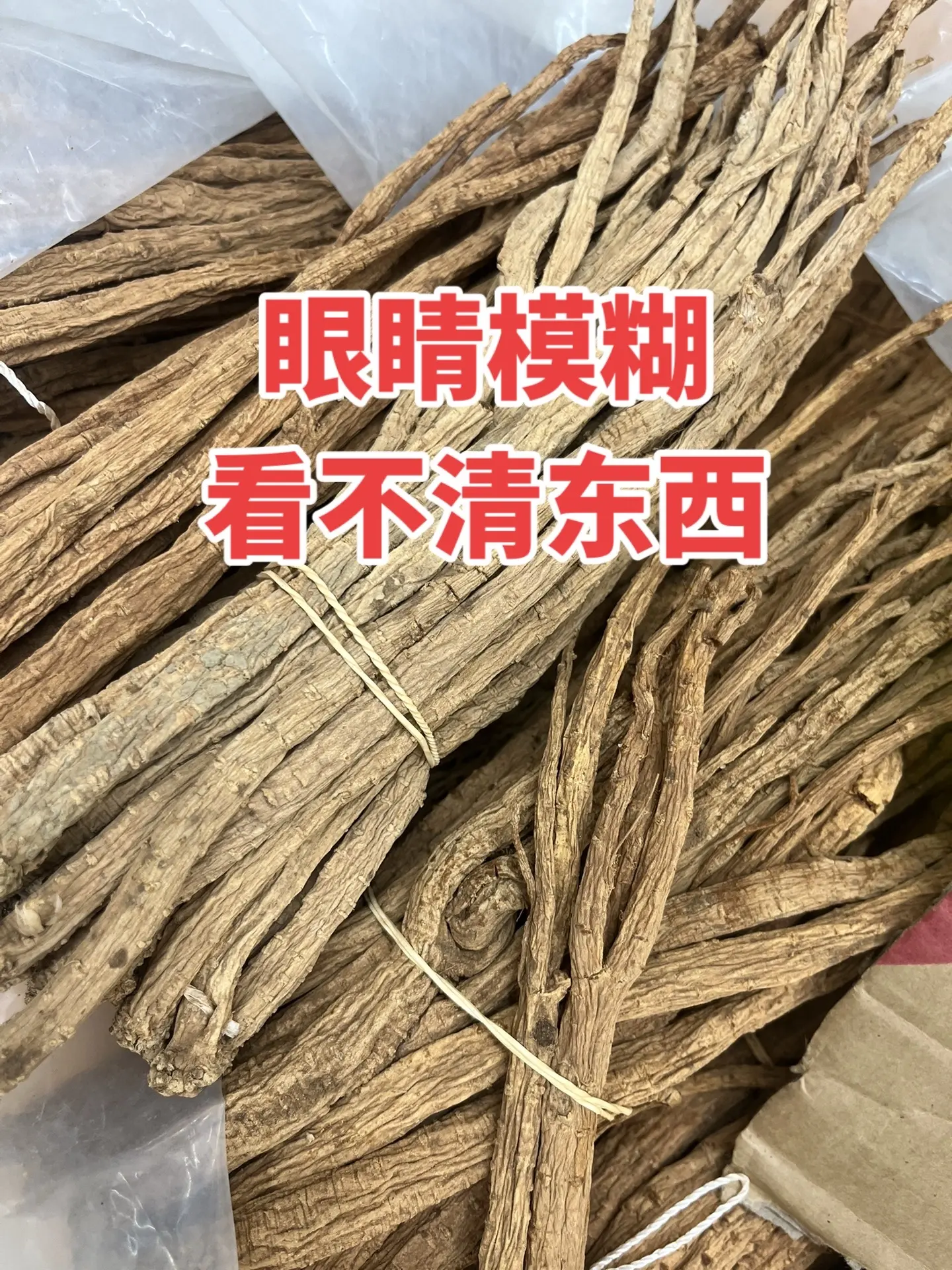 这便是国乒主力强大的抗压底色！身陷劣势依旧沉着冷静，绝境之中稳住阵脚，逆风逆转的瞬间最让人热血沸腾！发挥稳到离谱，看得人心潮澎湃！伦敦世乒赛2026 孙颖莎高光时刻  孙颖莎对战金娜英 国乒姑娘