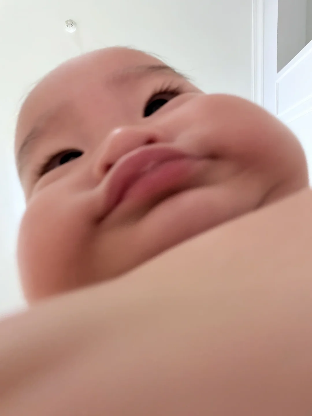 手机里莫名其妙的照片 你谁