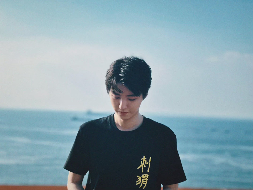 #王俊凯[超话]#  
wjk#王俊凯电影野孩子#wjk
wjk #王俊凯电影断桥#wjk 
wjk#王俊凯味全乳品代言人#wjk 
wjk #王俊凯 巴黎时装周#wjk

王俊凯永远是我的首选和例外
@TFBOYS-王俊凯

✨#生长-TFBOYS-王俊凯[音乐]#
✨#心引力-TFBOYS-王俊凯[音乐]#
✨#树读-王俊凯[音乐]#

王俊凯英特尔酷睿  王俊凯肯德 ​