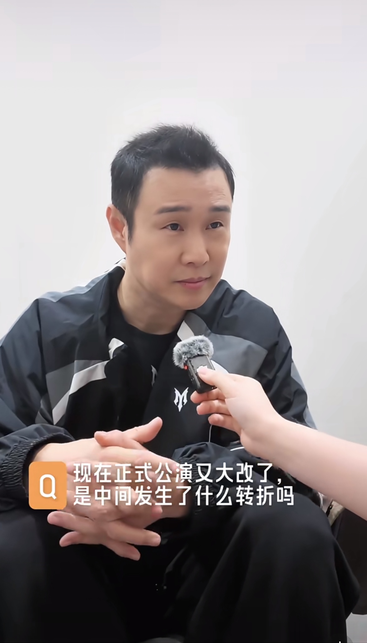 刘宇宁支招了啊，那小沈阳你指定能行，宇宁点子特别多，而且唱功实力超强，他支招那就狠狠期待了。更期待 《她》 的舞台了，原唱远程指导了，怪不得晓东哥都去关注了宁哥的微博。话说都是辽宁人，而且圈内东北艺人都挺团结的。互帮互助！之前小沈阳参加过音乐缘计划，刘宇宁是那个节目常驻，这届的音乐总监还是赵兆老师吗