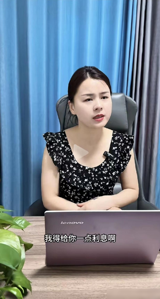 小俩口新婚之夜，笑得肚子生疼！妻子：“老公，今晚咱们的二人世界，你打算咋过呀？”

说真的，这种脑筋急转弯的婚闹套路，我这年纪的过来人一眼就看穿背后的门道。妻子出题不是真为难人，是想借着轻松话题拉近距离、暖场气氛，比直接问“咱俩以后咋过日子”自然多了。丈夫一句“唐老鸭”答错也不丢人，反倒显出俩人还没