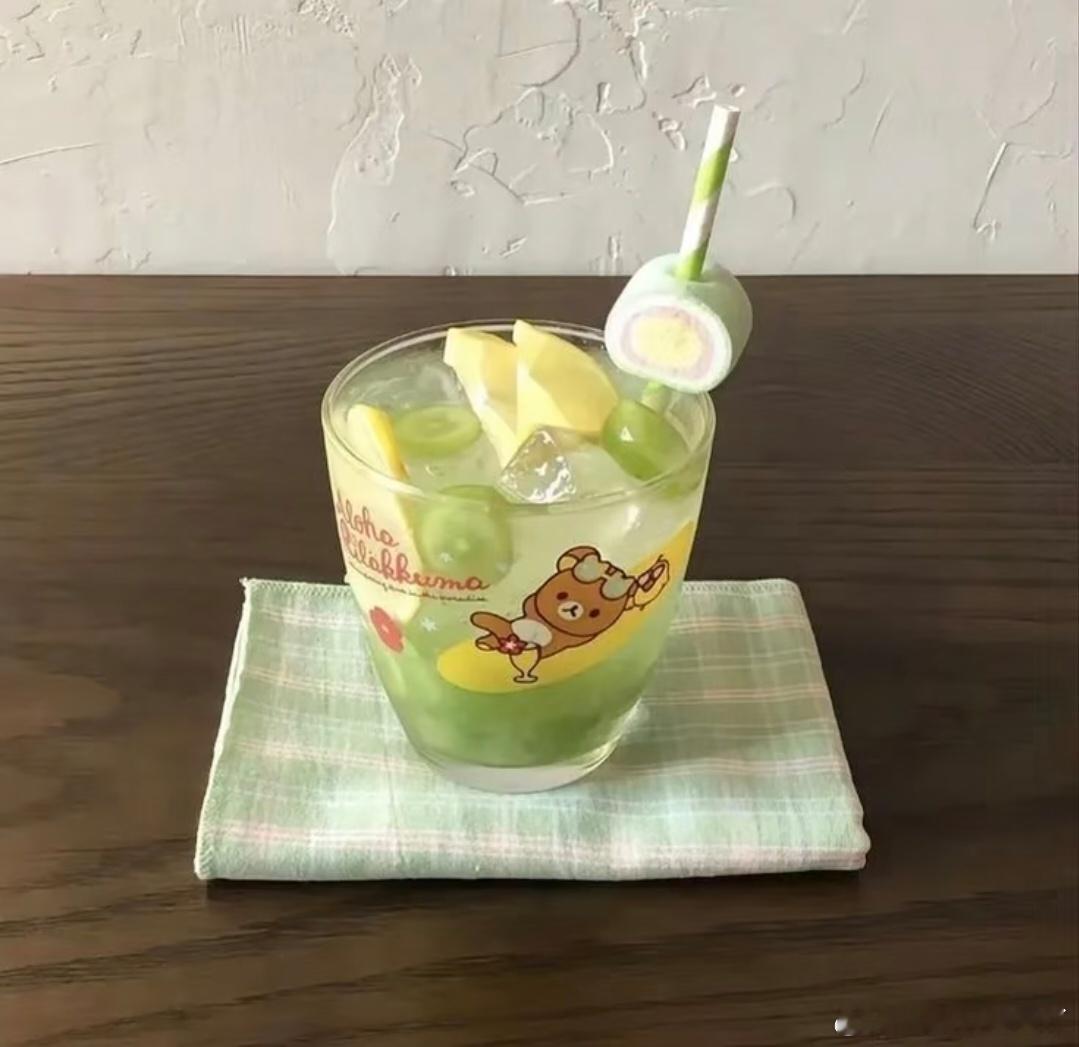 #陈奕恒[超话]# 【饭制 产出】
        “我在黎明种下玫瑰，愿你在希望中成长”
            ﹢𝜗𝜚   ♡﹢₊   
                         ⚝──⭒─⭑─⭒──⚝
                         ⚝──⭒─⭑─⭒──⚝
                   ⊹♡┈𓏴𝒫𝒴𝓠排版&产出 ​