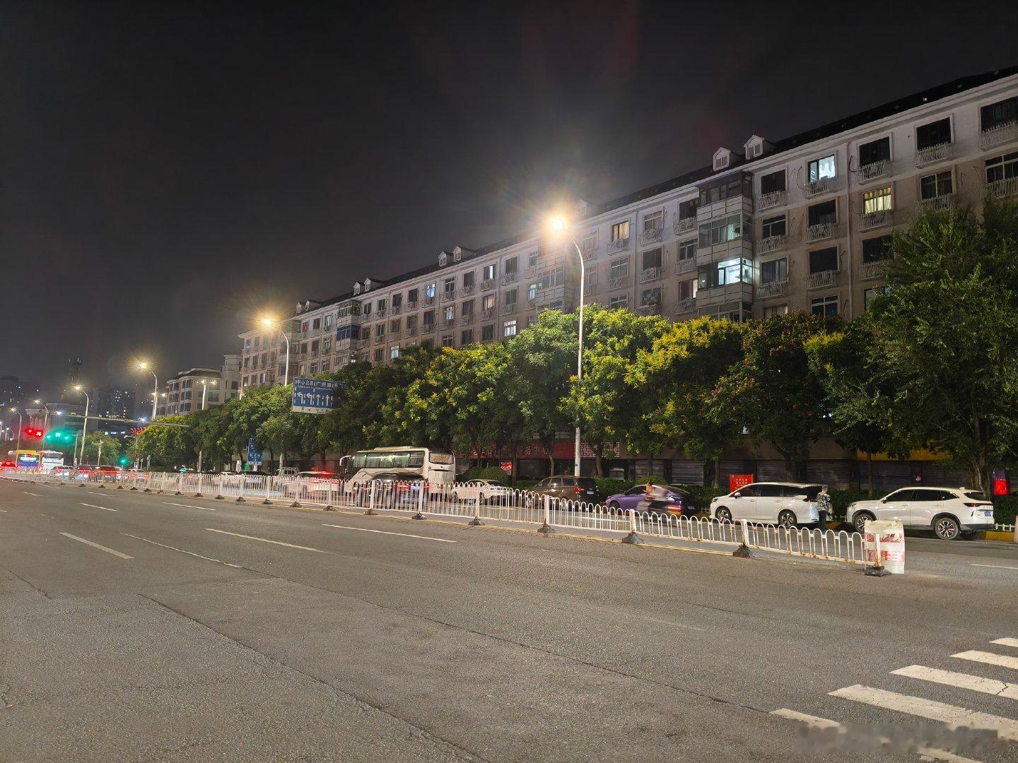 那年只有19岁  大街小巷都是刘德华 杨钰莹任贤齐 张宇的歌  今年44岁了…… ​