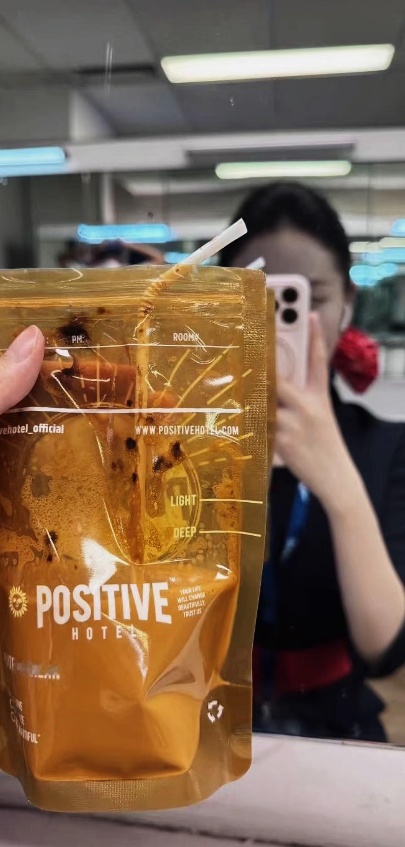 爱就有喜欢，喜欢不一定有爱。