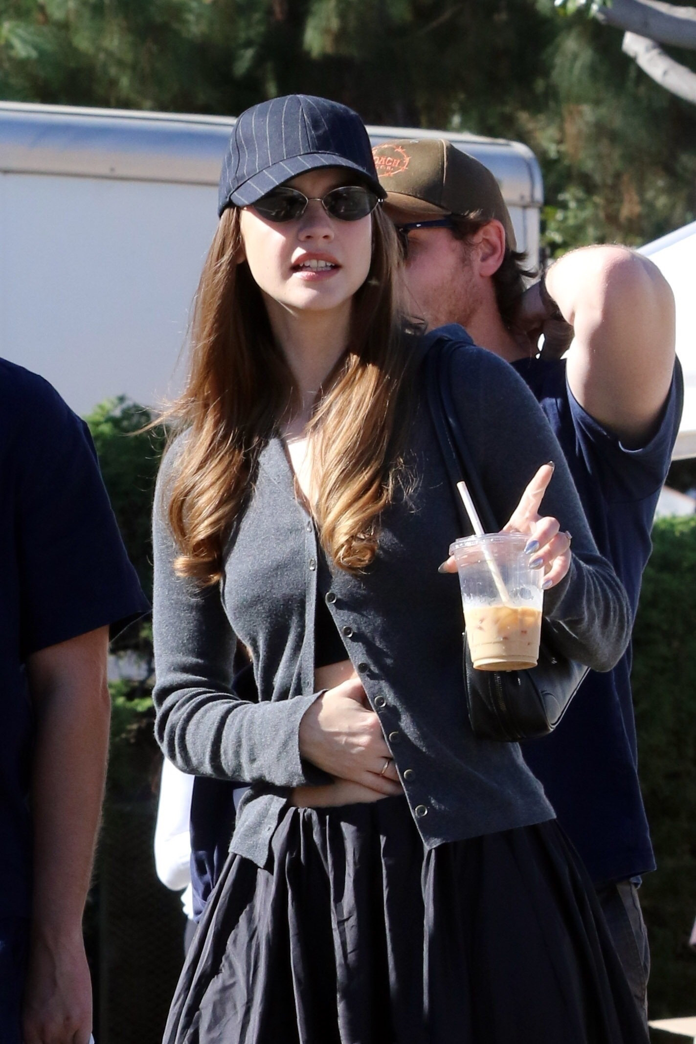 当地时间11月9日，匈牙利超模芭芭拉·帕尔文Barbara Palvi...