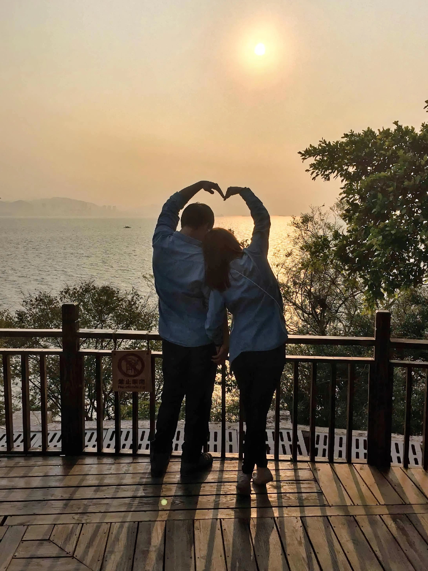 不同年代的婚姻观  60后：搭伙过日子，安稳、尽责、能包容 70后：一...