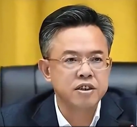 #江西省政协原常委王江军被开除党籍##王江军滥用职权致国家利益重大损失#【滥用职权，致使国家利益遭受特别重大损失，江西省政协原常委、社会和法制委员会原副主任王江军被开除党籍】据江西省纪委监委消息：经中共江西省委批准，江西省纪委监委对江西省政协原常委、社会和法制委员会原副主任王江军严重 ​