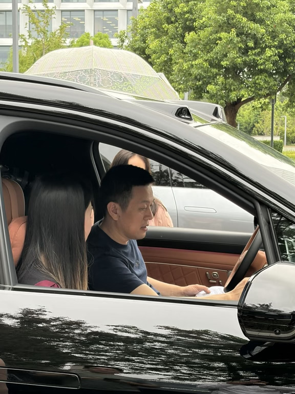 超20万人爱玩的灯光秀，是蔚来实习生做的？