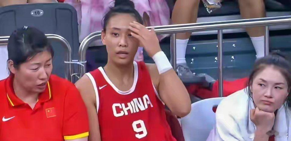 中国女篮76-88意大利！赛后评分 3人满分 ，王思雨优秀 ，邓雨婷离...