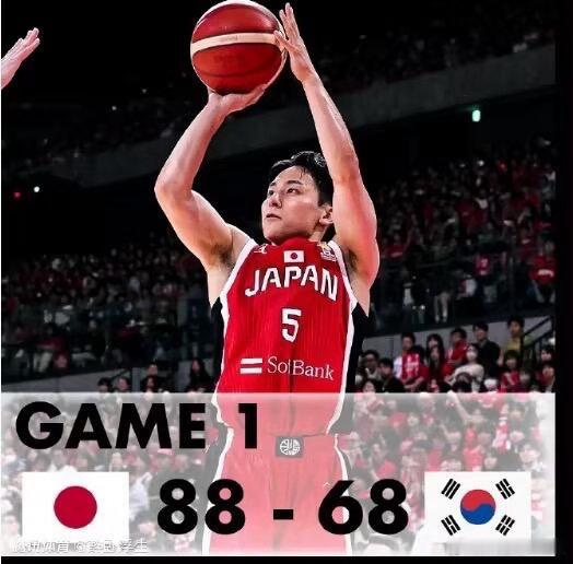 日本男篮热身赛大胜韩国。八村塁首战贡献22分，河村勇辉12分6助攻...