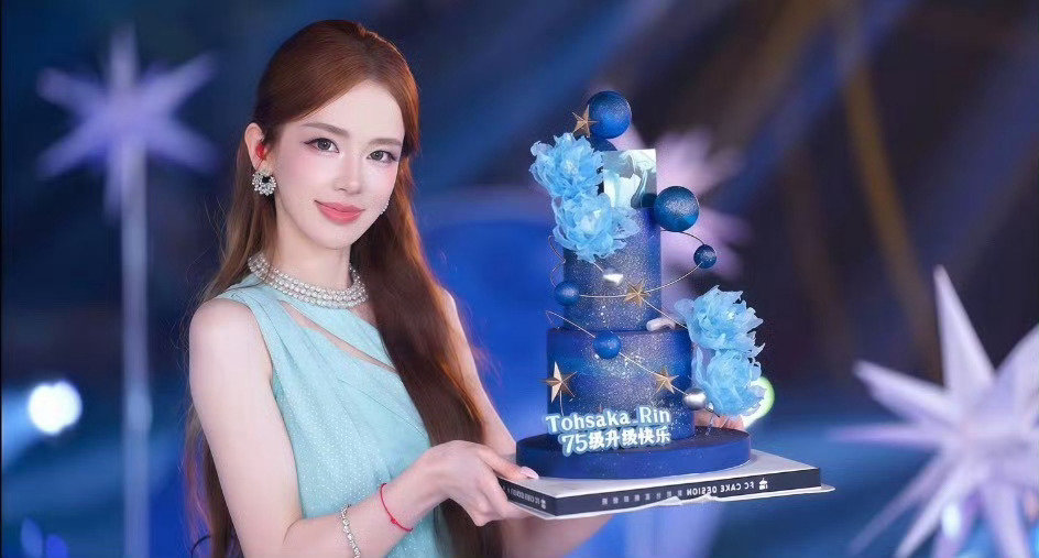 #迅猛龙给75级粉丝办答谢宴#
迅猛龙给75级粉丝办答谢宴，乖乖…6000w啊！果然有米的人都是这么豪气！！！ ​