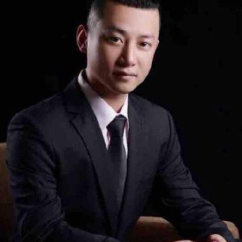 鹏哥需要专注