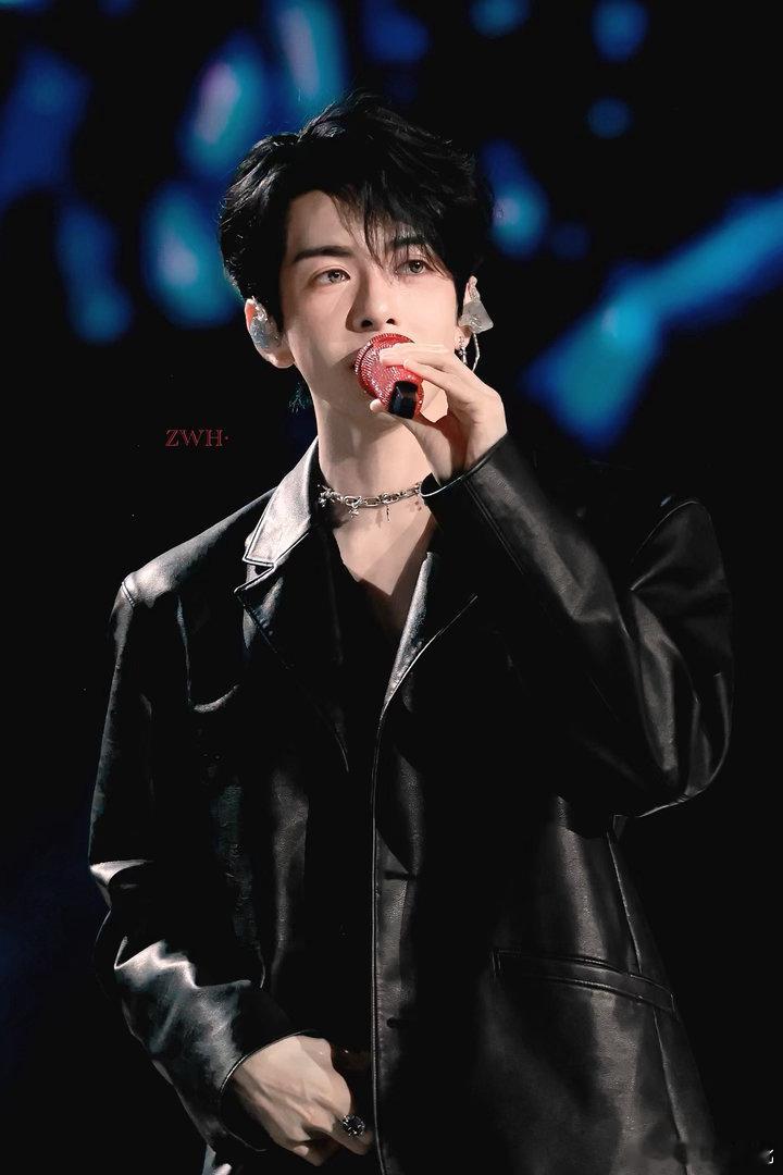 #曾舜晞[超话]#  哈哈哈哈哈老公我要迎来我的国庆假期啦！[打call] ​