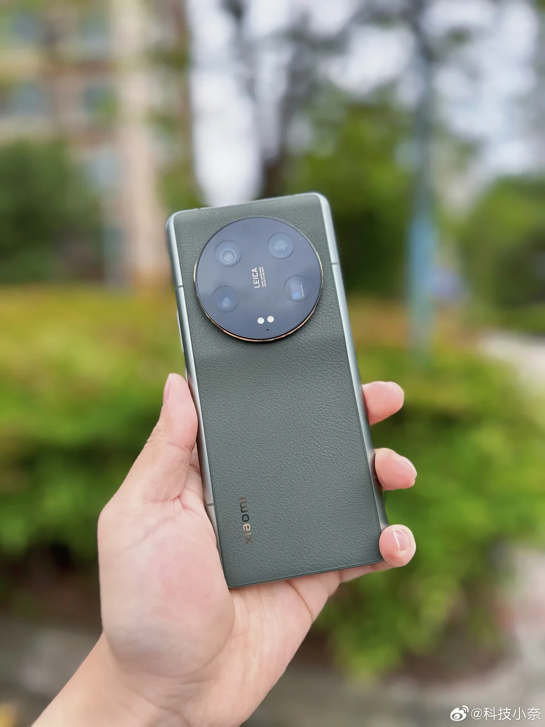 这次小米16 Ultra的预热，早的那已经不是一星半点了，卢总表示这将是「移动影