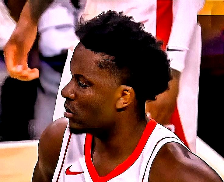 不得不说，有些球迷的想象力太丰富了。    一篇“火湖季后赛G2”的文...