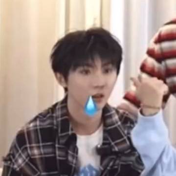 让领导毫无欲望的头像