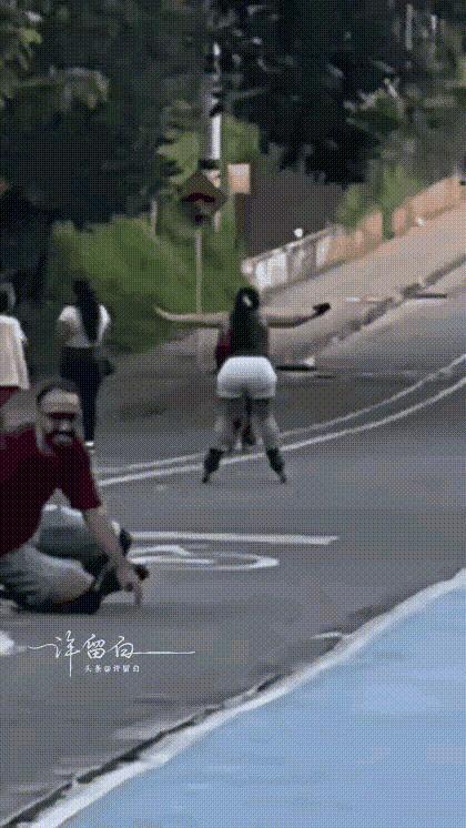 太无辜了😇