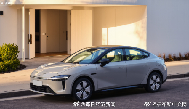 【#8月燃油车零售下降40%#，仅54万辆！新能源车零售100.5万辆：比亚迪23.4万辆，特斯拉5万辆，理想、蔚来超3.5万辆，小鹏、小米超3万辆】#8月燃油车零售仅54万辆#9月8日，乘联分会发布8月份全国乘用车市场分析，详情如下：
新能源：8月新能源乘用车生产达到152.8万辆，同比增长19.2%，环比增长5.0%。1- ​