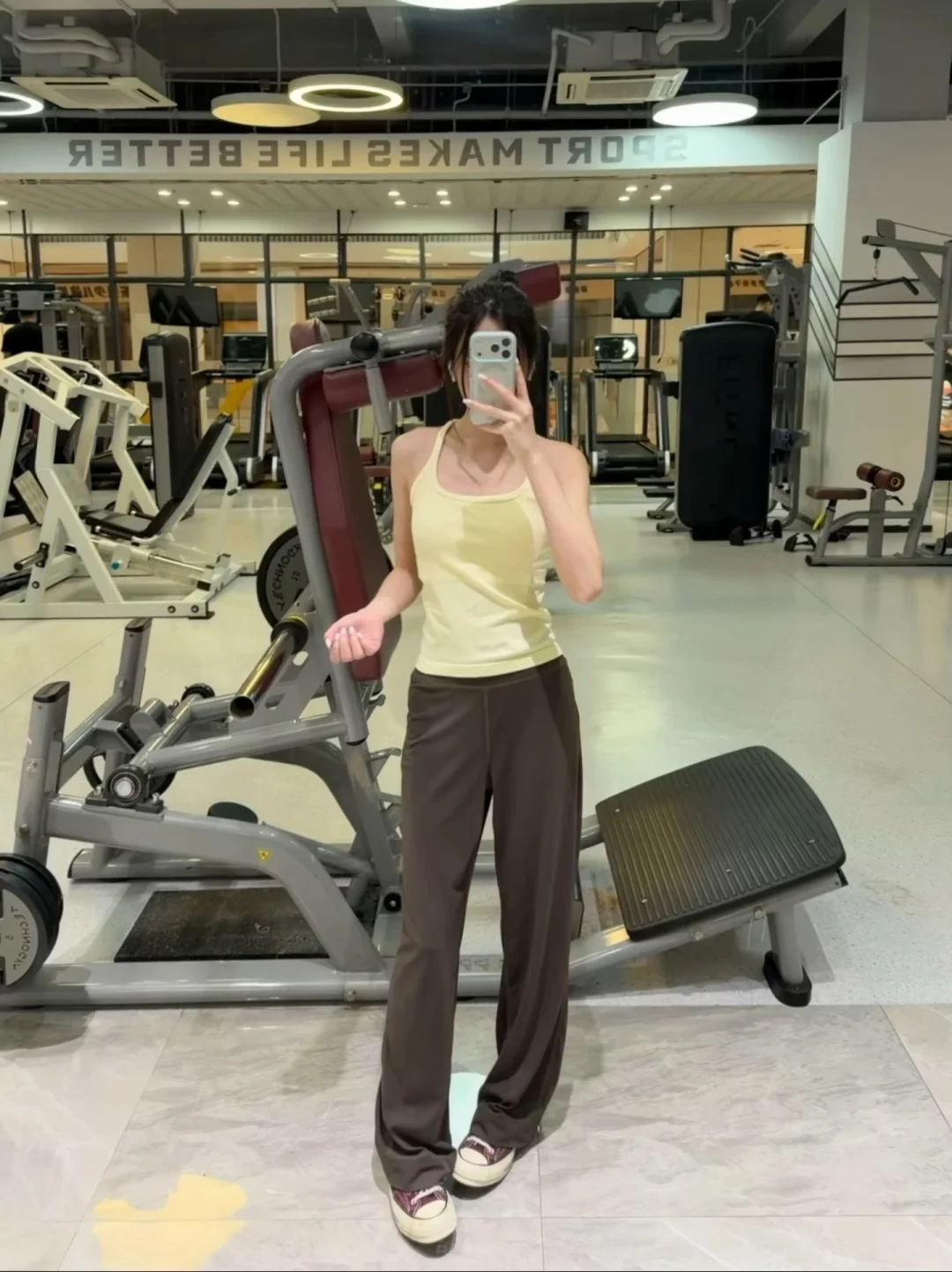 一个人带动全健身房买了8套。。。。。