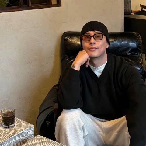 叶安一枝独秀