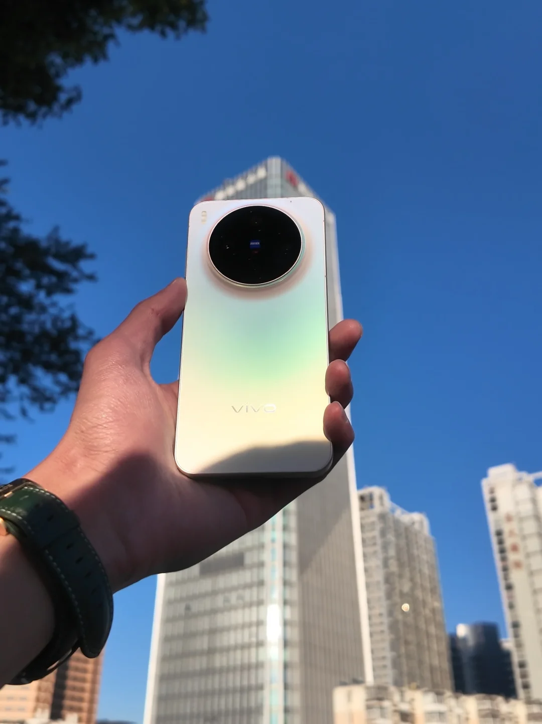 vivo这下打了多少人的脸？ 之前有位博主说国产手机就是做不到像iph...