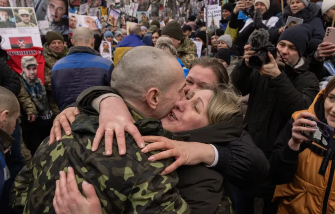 好消息！俄乌各释放200名战俘
