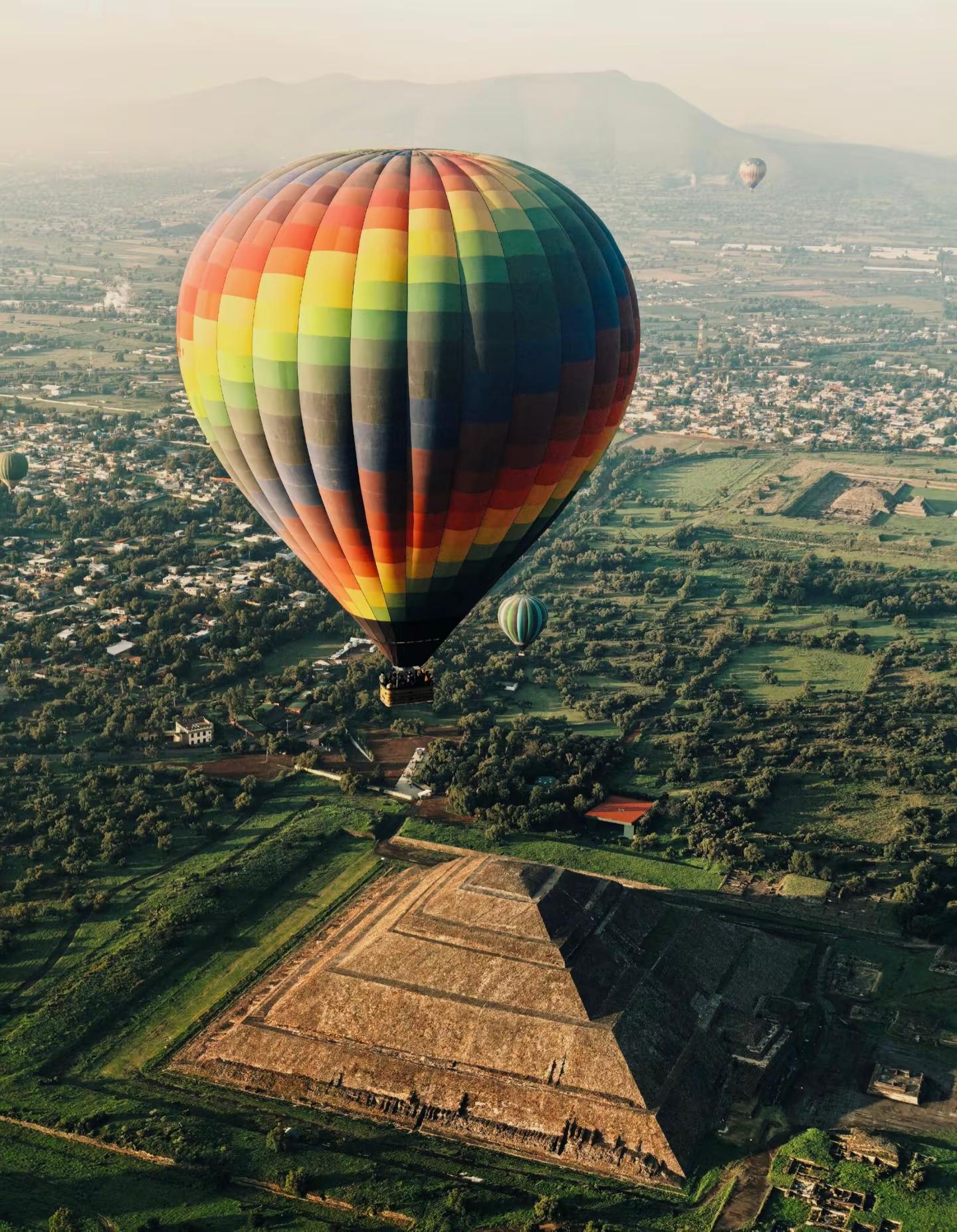 世界这本书我又多读了一页。王星越 旅行 花儿与少年