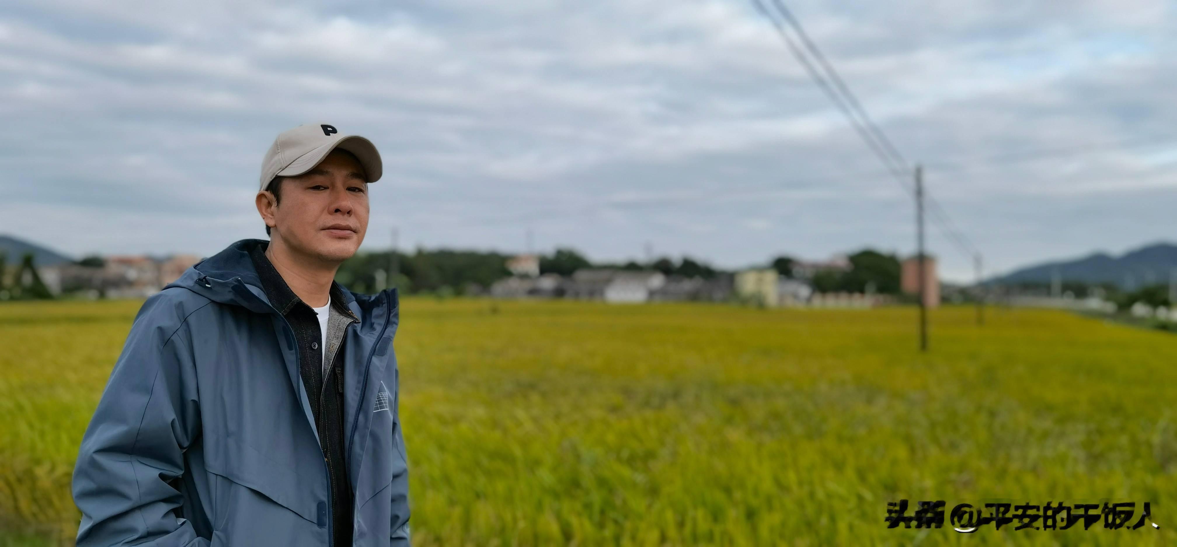 ＃秋季生活打卡季考古张颂文老师微博，太真实的老师。[赞]@张颂文 [心][心][心]