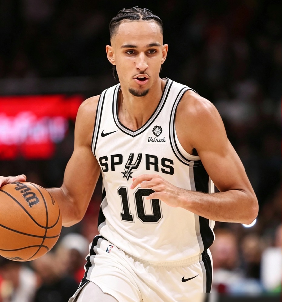 场均9分，直接被DNP！24年状元郎里萨谢在老鹰队，连球都快摸不着了。...